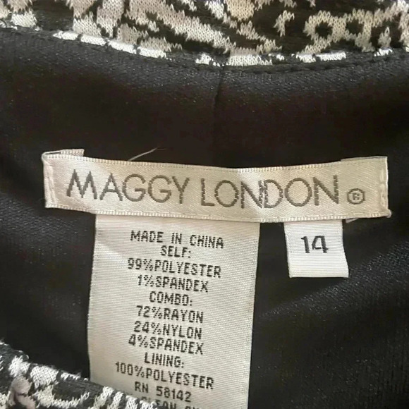Super Flattering Maggy London dress size 14 EUC - Picture 3 of 7
